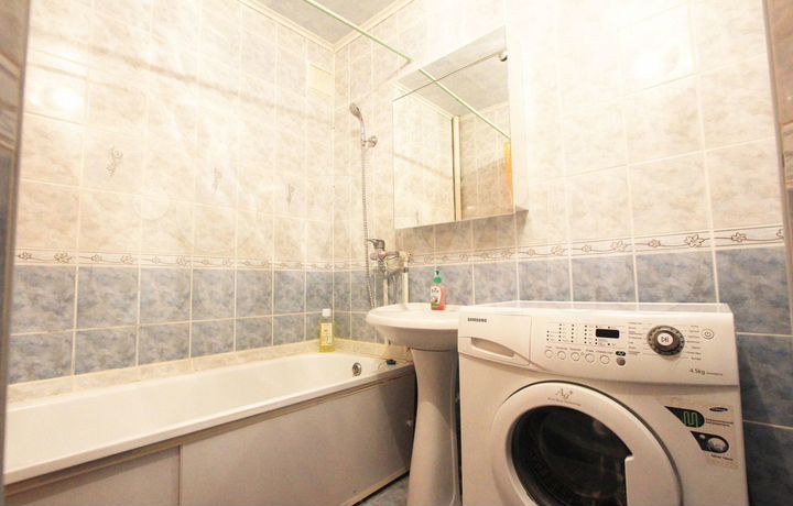 1-к. квартира, 42 м², 1/5 эт.