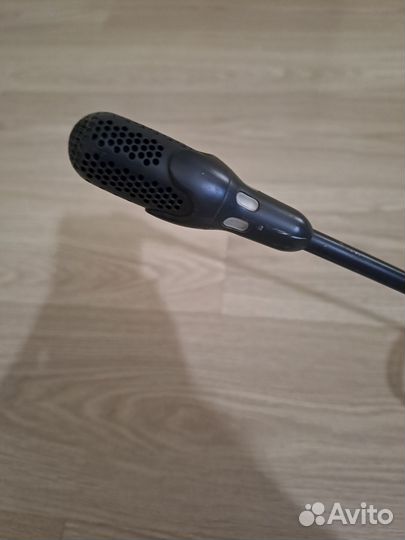 Студийный микрофон
