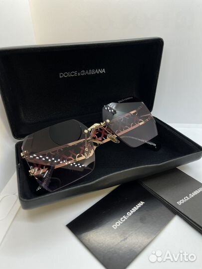 Солнцезащитные очки женские