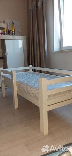Кровать детская