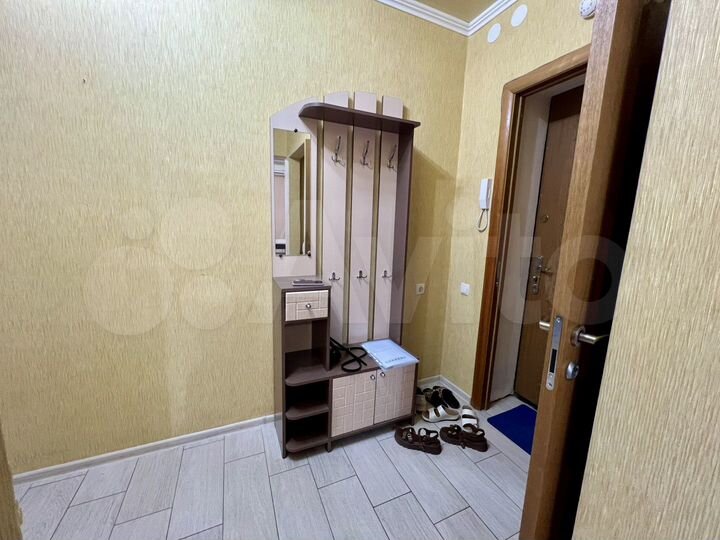 2-к. квартира, 55 м², 9/10 эт.