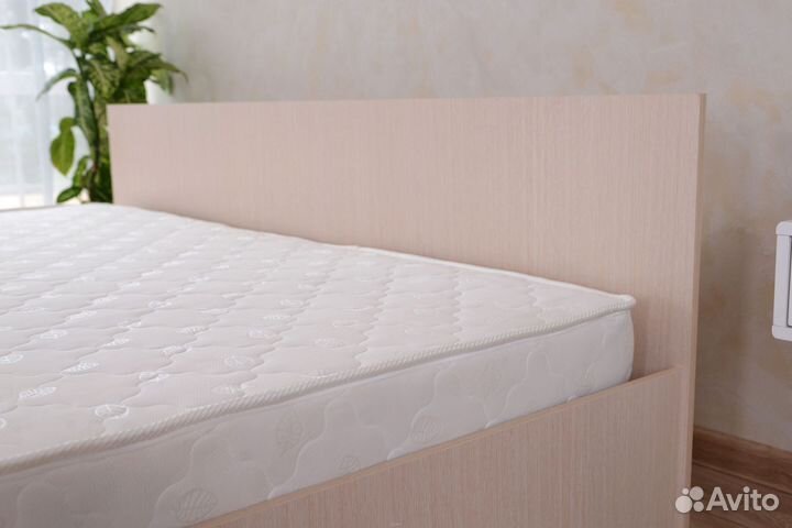 Кровать с матрасом 180х200 Милена