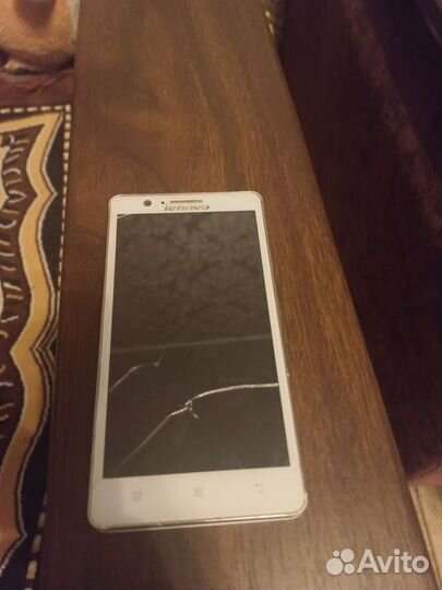 Телефон Lenovo
