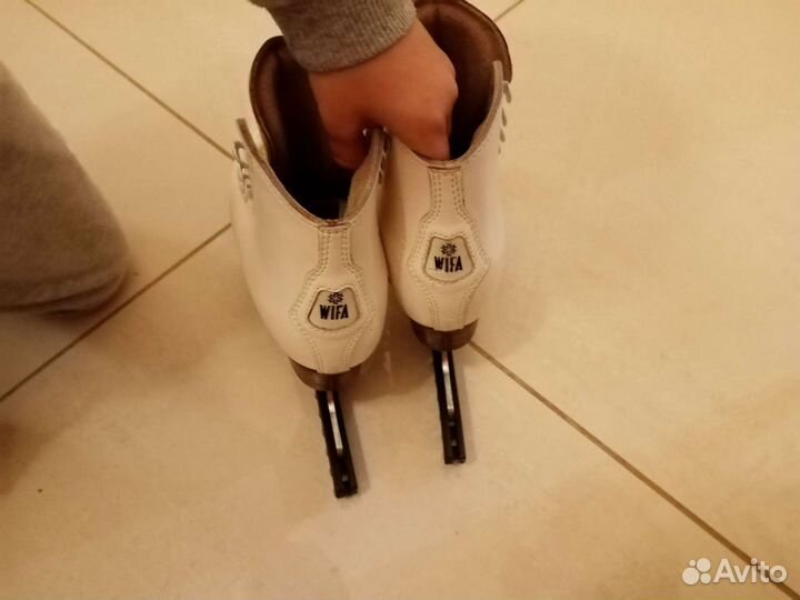 Коньки Фифа 31 размер в идеальном состоянии