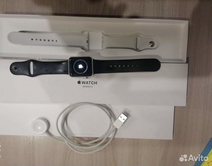 Apple watch 3 38