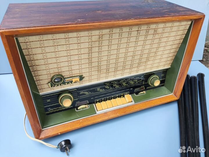 Радиоприемник Ламповый из СССР Рабочий