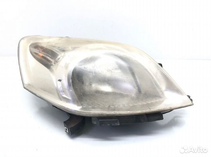 Фара правая Peugeot Bipper 1.4 HDI 2009