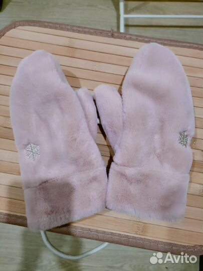 Варежки зимние женские