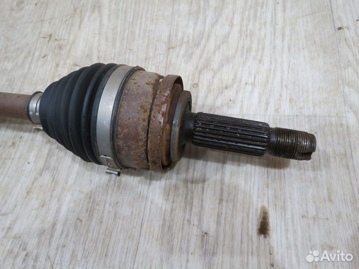 Привод левый Hyundai Solaris 2