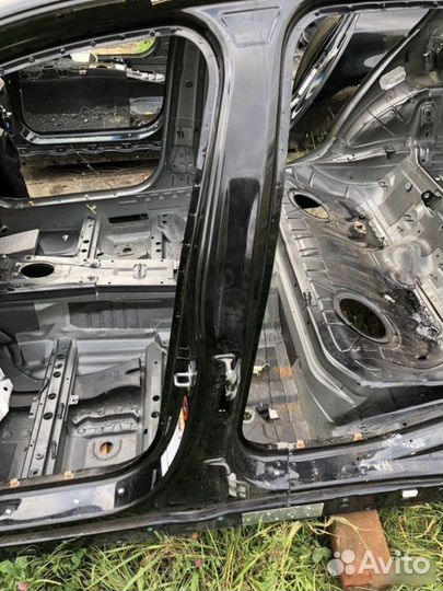 Стойка средняя Bmw 3 E90