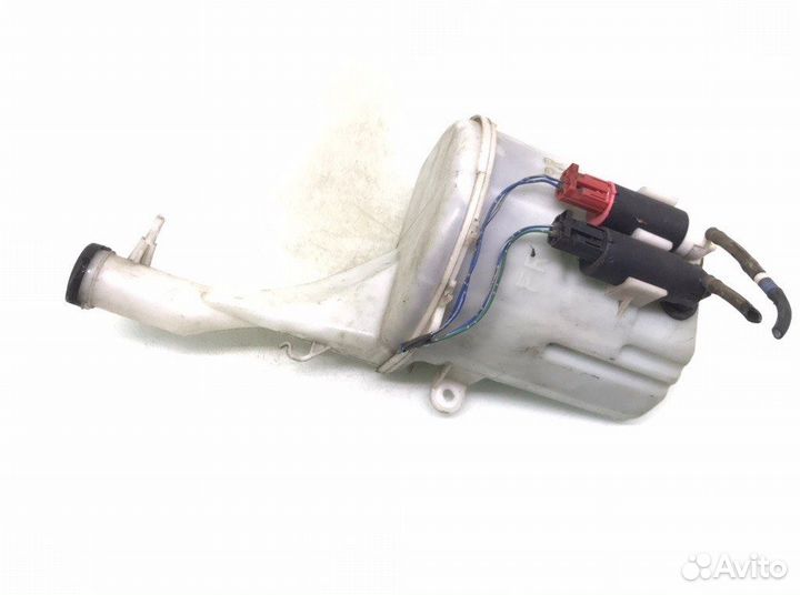 Бачок омывателя Toyota Yaris P1 1.3 I 2004