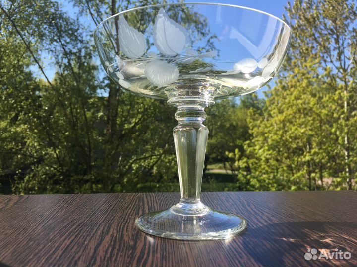 Вазы на ножке,креманки винтаж