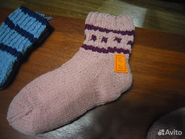 Варежки,носки, детские и взрослые- новые, шерсть