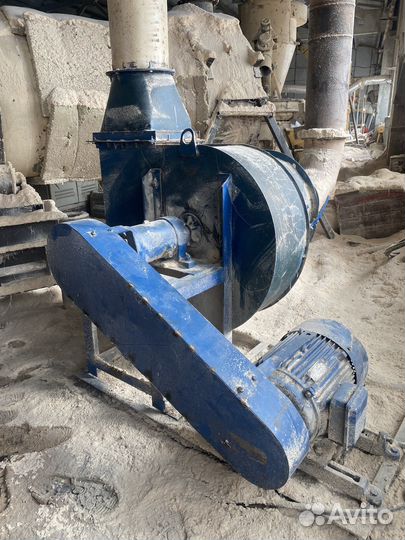 Вытяжка улитка