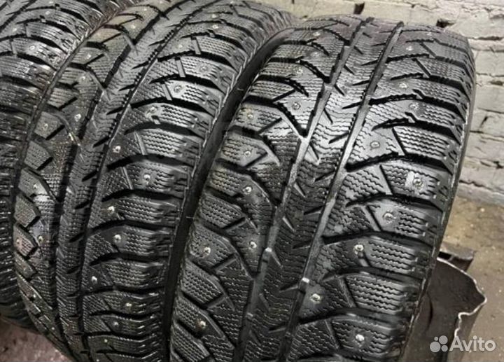 Bridgestone Ice Cruiser 7000S 205/55 R16