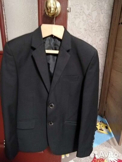 Костюм + жилет в подарок