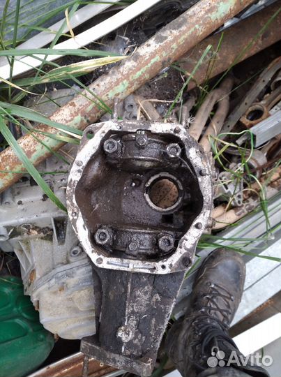 Корпус переднего редуктора нива Шевроле