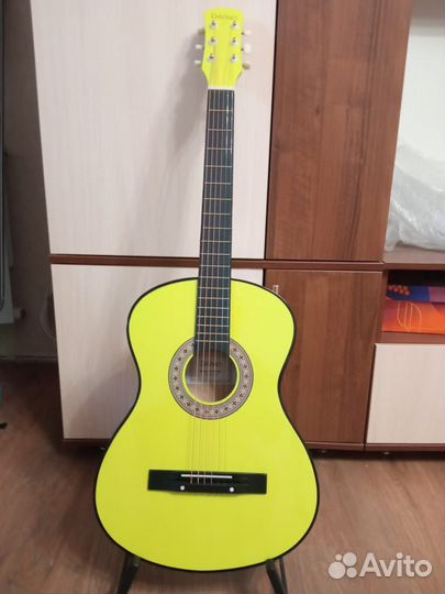 Гитара акустическая новая в коробке