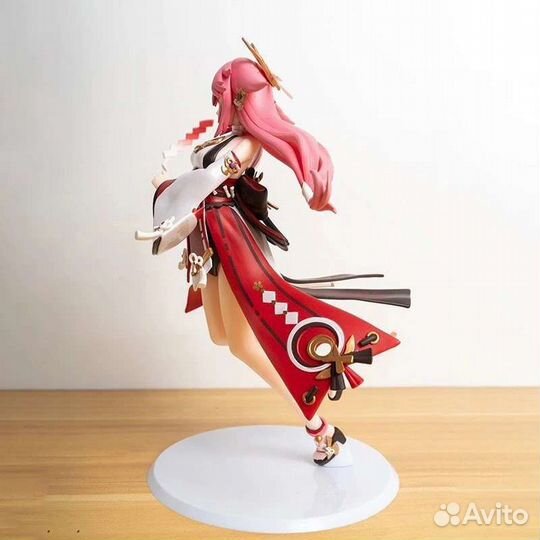 Фигурка Яэ Мико из Genshin impact