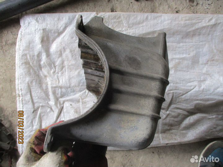 Поддон двигателя ford fiesta/focus 1/KA