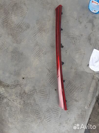 Отражатель крышки багажника Kia Rio X-Line 87310