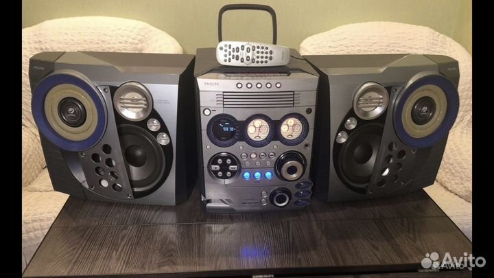 Музыкальный центр Philips FW m777