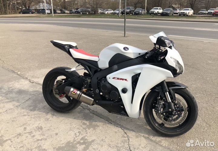 Продам honda cbr 1000 rr