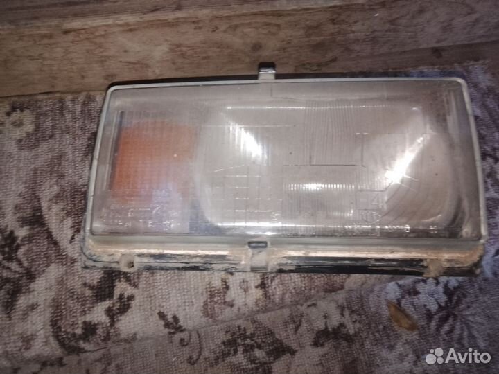 Запчасти восход и фара на ваз 2107
