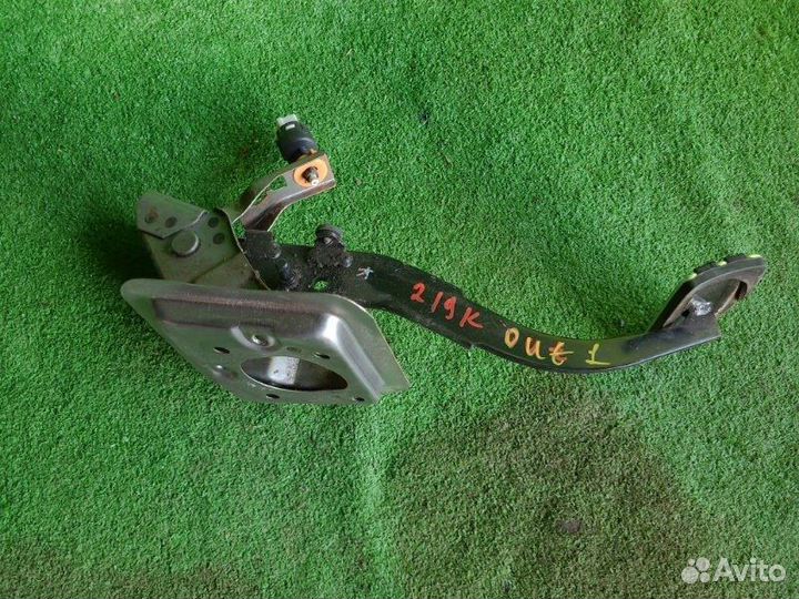 Педаль тормоза Mitsubishi Outlander CU 4G69