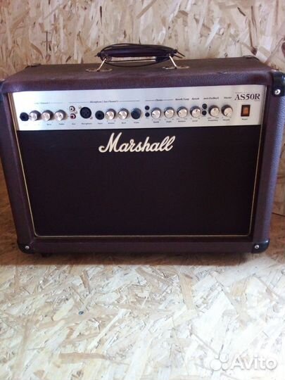 Комбоусилитель для акустической гитары,50 ват