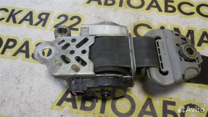 Ремень безопасности с пиропатроном Toyota RAV4 (X