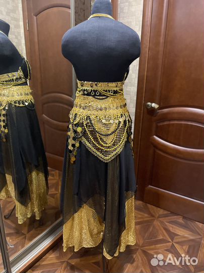 Продаю костюмы для танцев