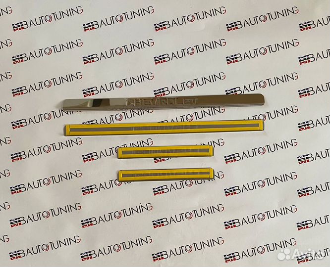 Накладки на пороги Chevrolet Lacetti (хром)