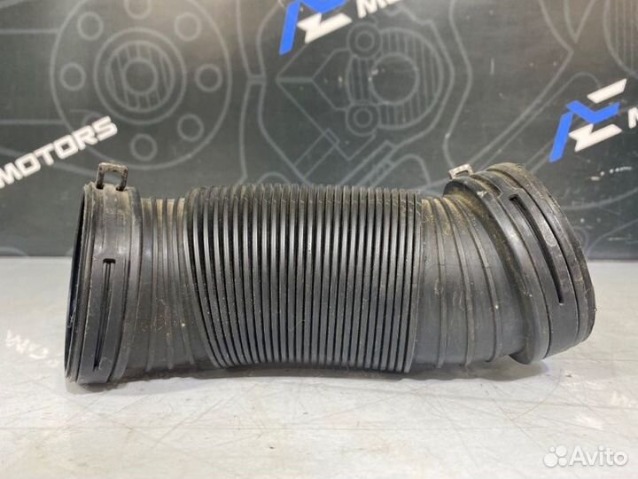 Патрубок воздушного фильтра Audi Allroad C5 BES