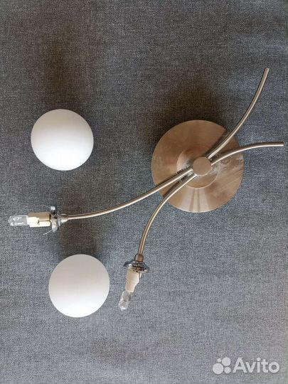 Светильники, люстра и бра