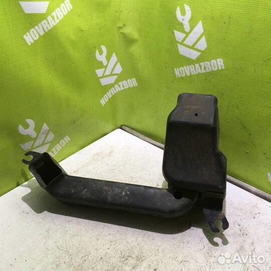 Резонатор воздушного фильтра Киа рио 1