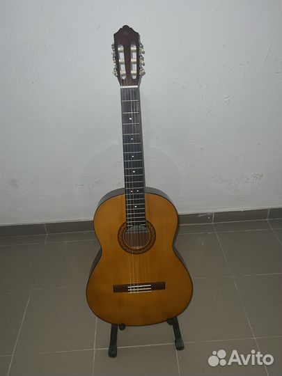 Гитара yamaha c40 + чехол + медиатор