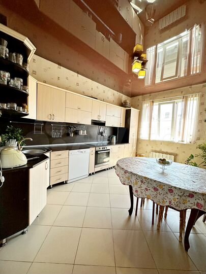 3-к. квартира, 77 м², 5/13 эт.