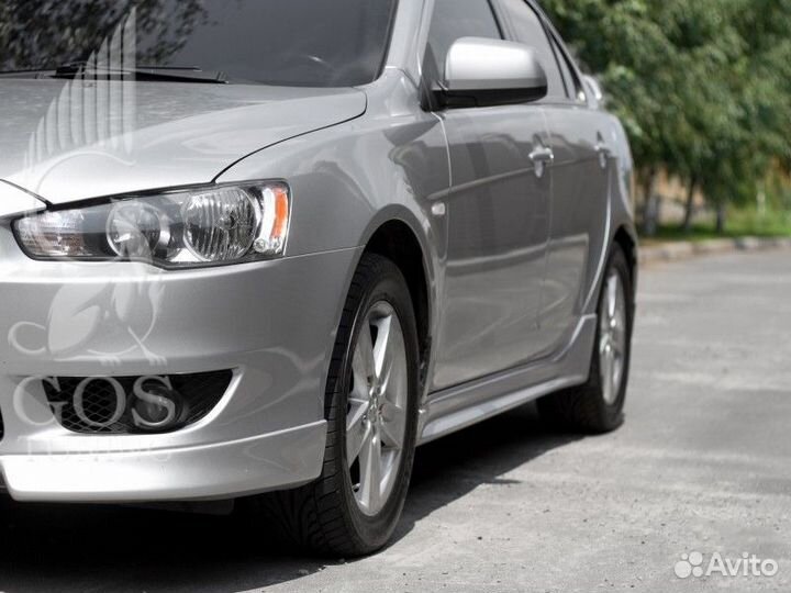 Клыки на передний бампер Mitsubishi Lancer 10