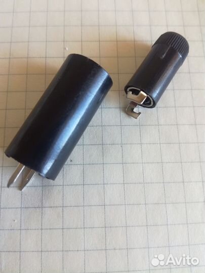 Держатель предохранителя 