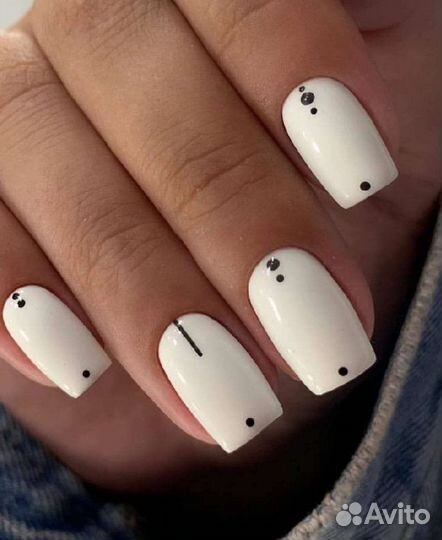 Маникюр и педикюр