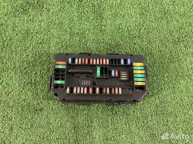 Блок предохранителей BMW F30 LCI гибрид