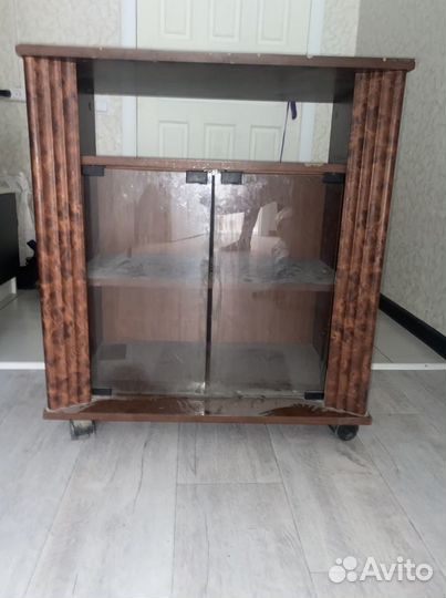 Тумба под телевизор