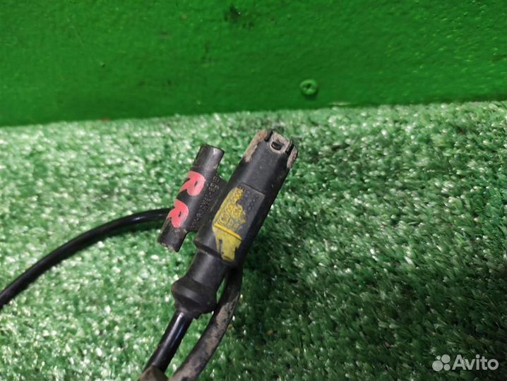 Датчик ABS задний Land Rover Discovery 4 2010