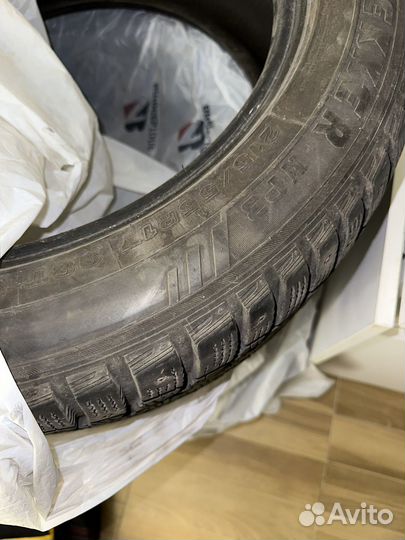 Arctic Trucks AT405 215/55 R17