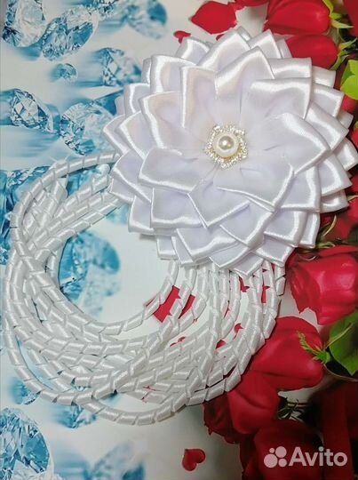 Белые банты ручной работы