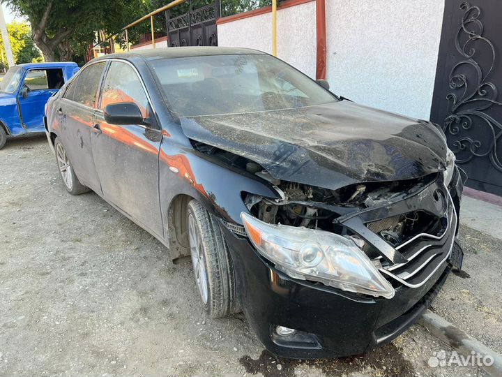 Бампер на camry 40