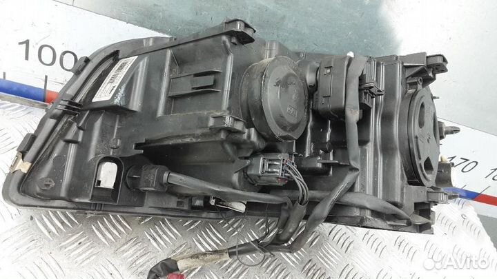 Фара правая Volvo XC90