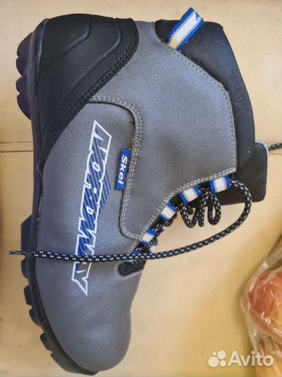 Лыжные ботинки школа