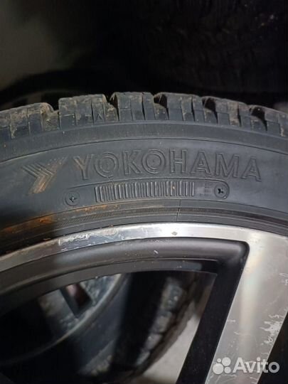 Yokohama F700Z 275/40 R20